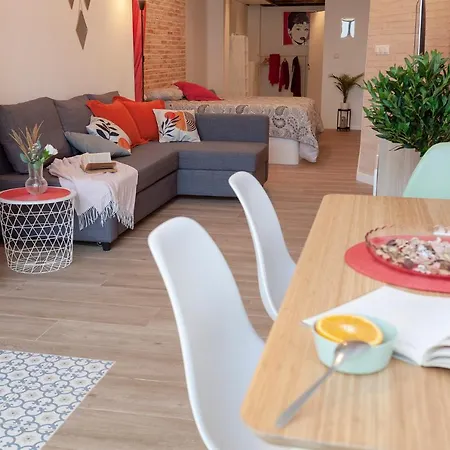 Nb - Cozy Loft Steps From Of Arts & Sciences 公寓